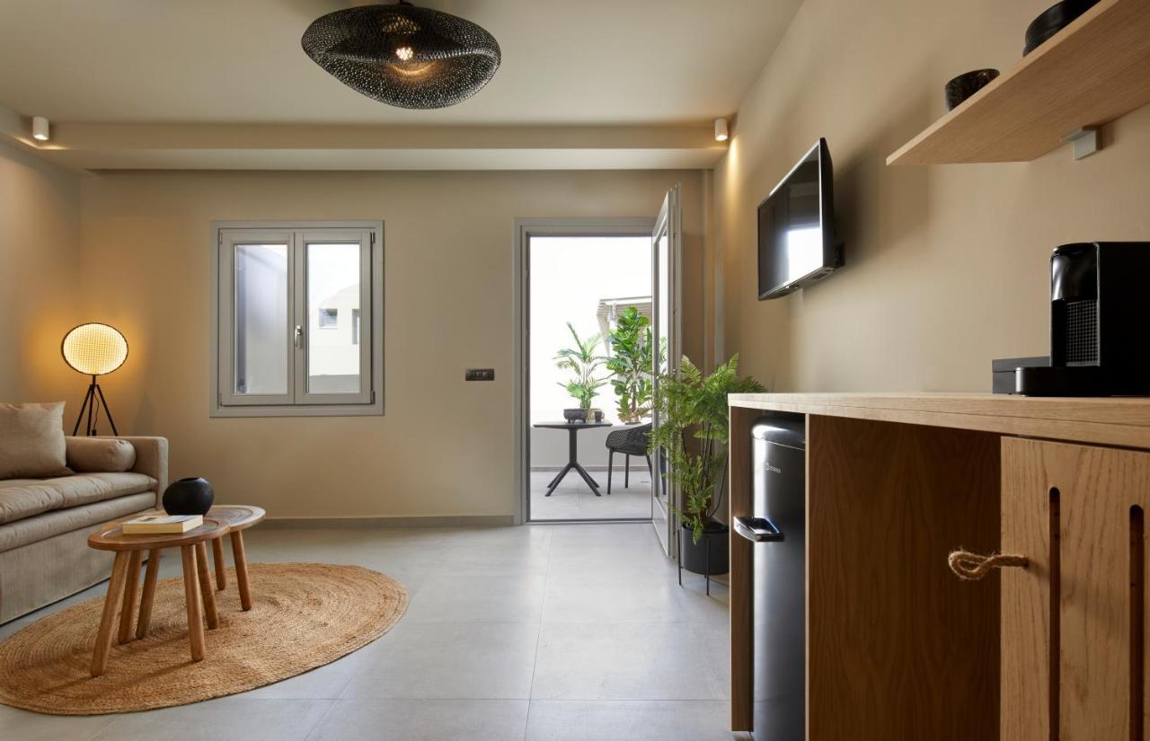 Mayu Suites Pýrgos Quarto foto